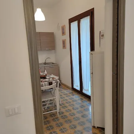 לינה וארוחת בוקר Brown'S House *